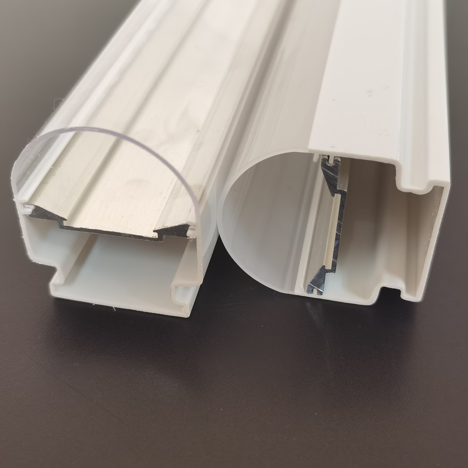 La segunda razón de la corrosión superficial de los perfiles de extrusión de aluminio.