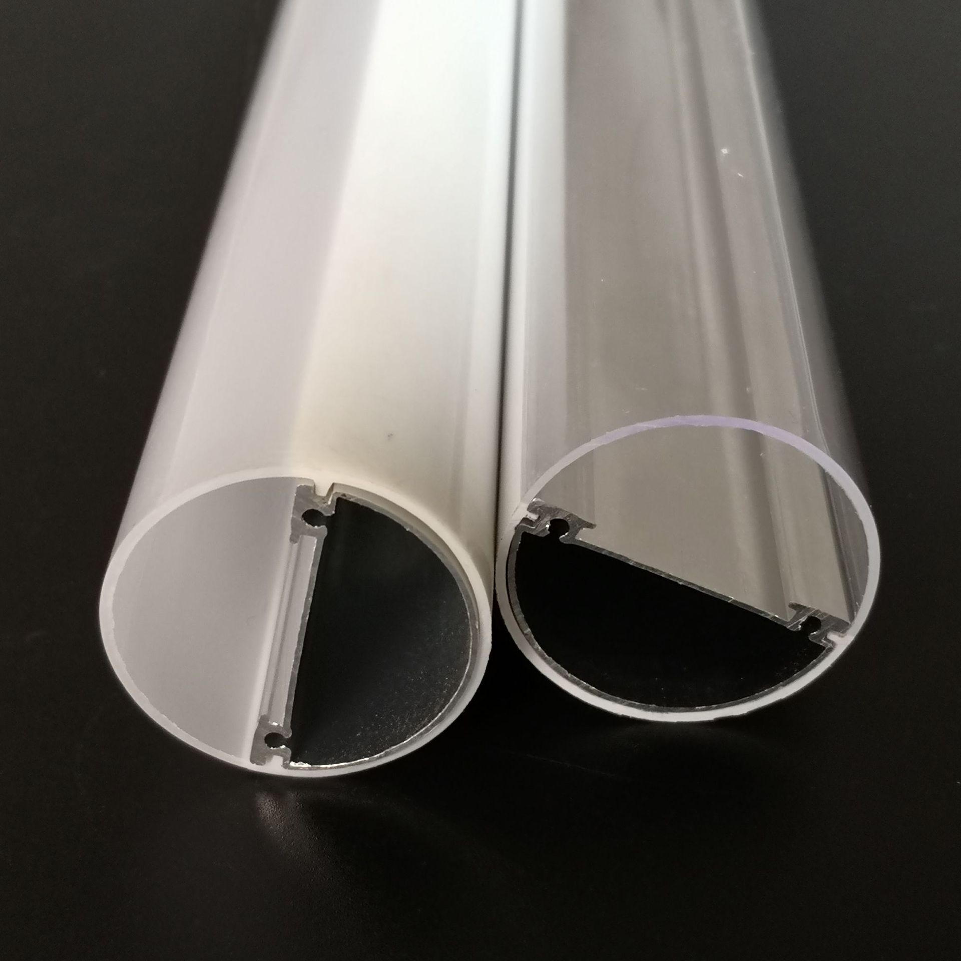¿A qué se debe prestar atención en el diseño del cabezal del molde de extrusión de plástico?