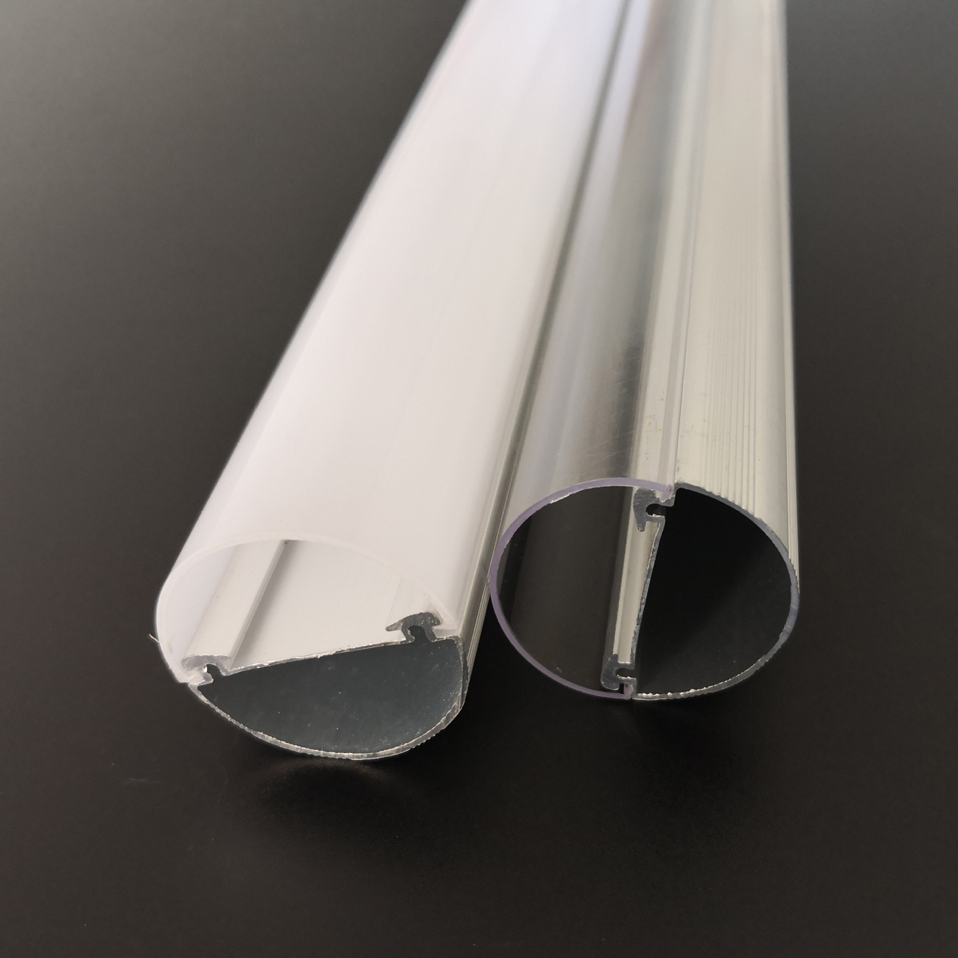 Rigidez dieléctrica de las materias primas para carcasas de tubos LED