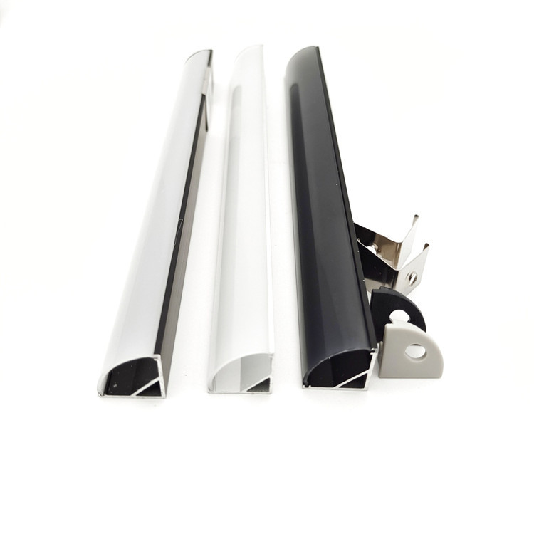 ¿Qué elementos activos se ven afectados por la corrosión puntual de los perfiles de aluminio LED?
