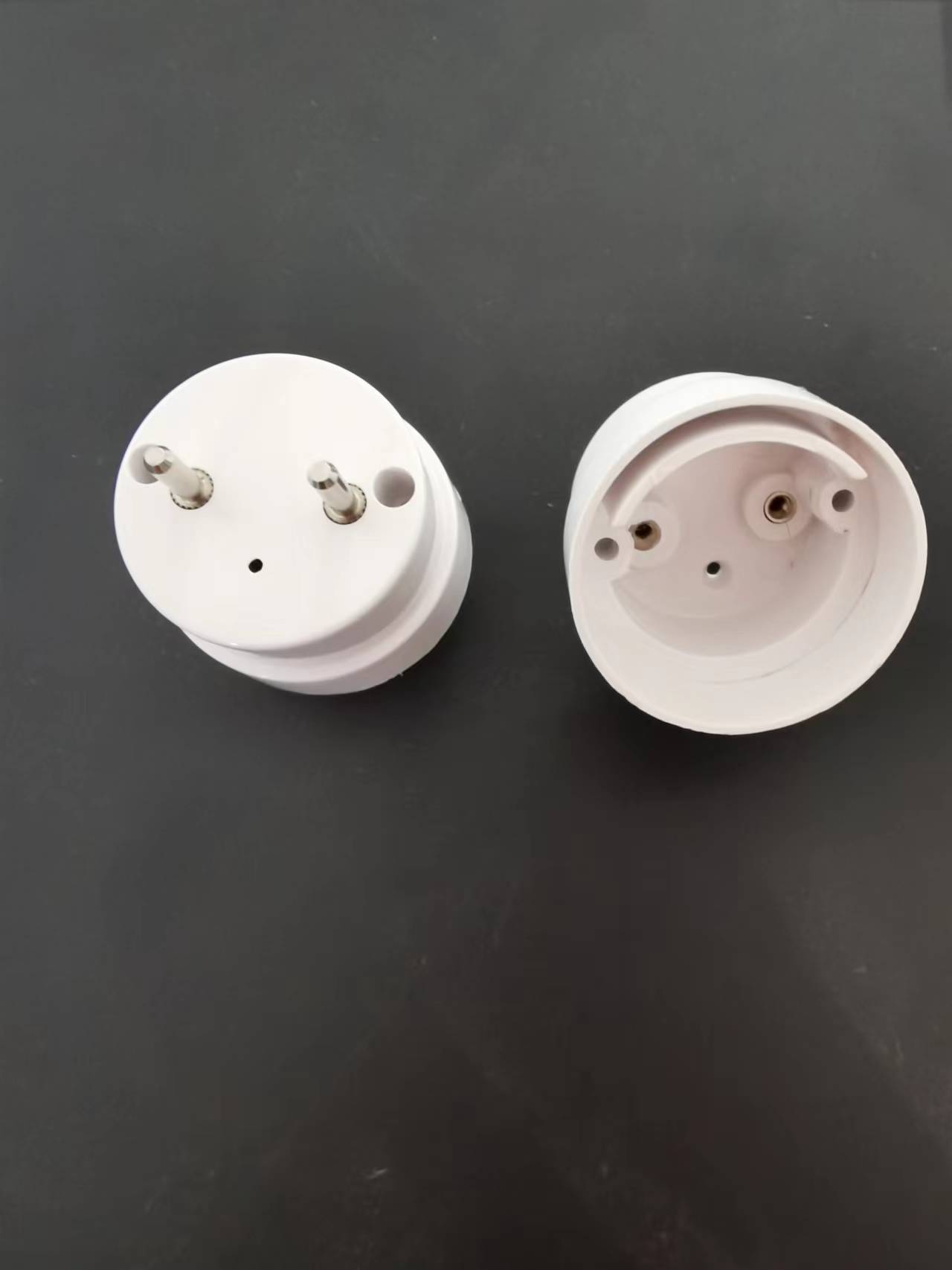 Características clave e importancia de las tapas de extremo G13 de doble extremo T8 LED